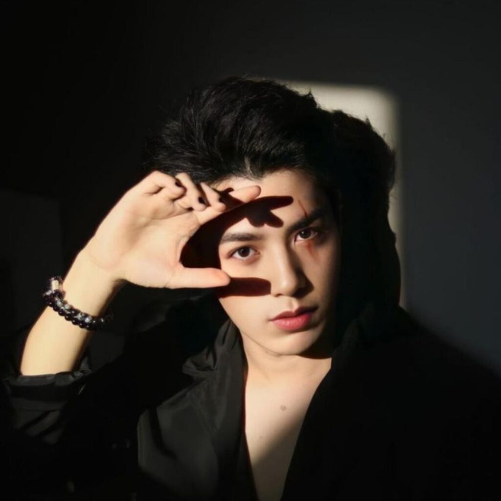 Facebook Alone Boy DP